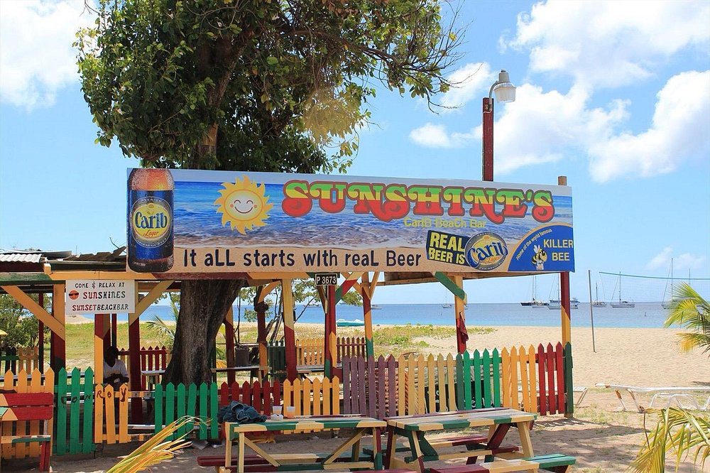 Sunshine’s Beach Bar & Grill