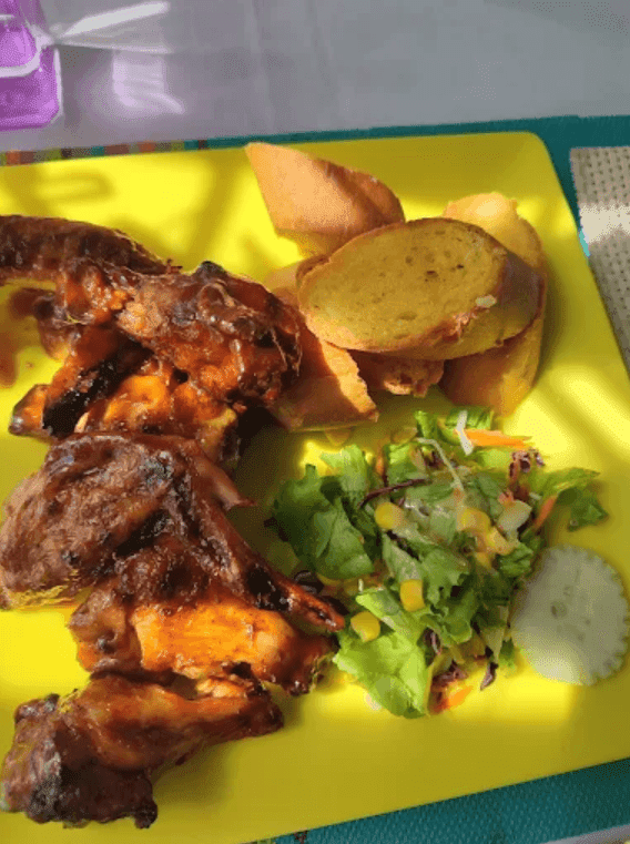 Weekendz Bar and Grill