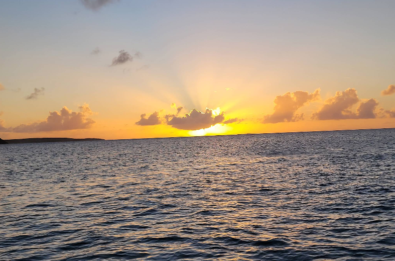 Traditional Sailing Charters- Sunset Sail and Cocktail Hour Tour