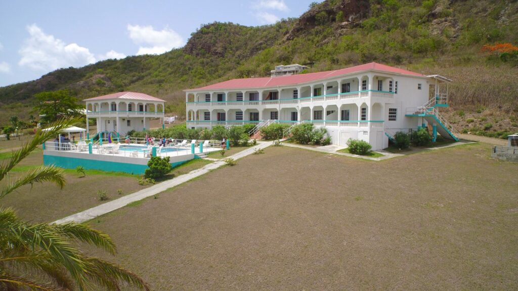 Royal Cove Hotel