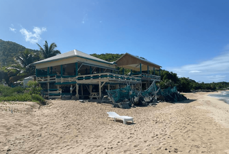 OJ’s Beach Bar and Restaurant