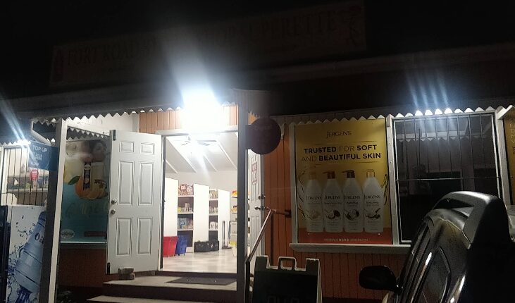 Fort Road Stop And Shop