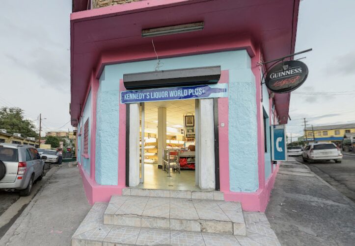 Kennedy’s Liquor World Plus+